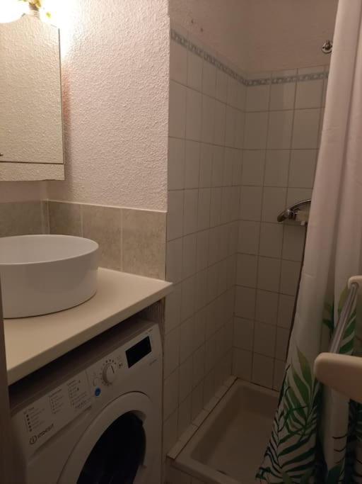 Location Dans Residence Calme, Proche Mer Cavalaire-sur-Mer Exteriér fotografie
