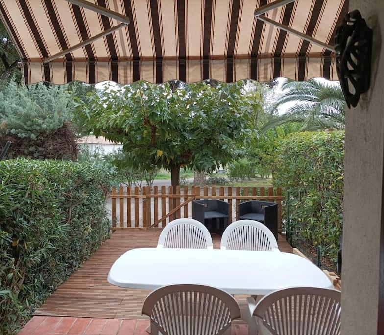 Location Dans Residence Calme, Proche Mer Cavalaire-sur-Mer Exteriér fotografie